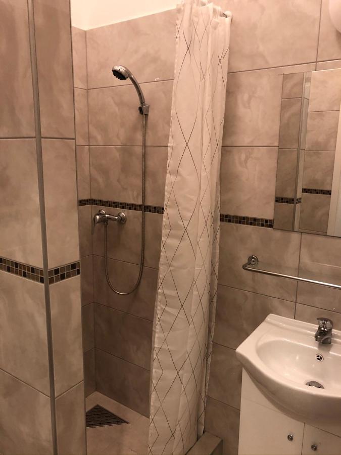 Omega Apartments בודפשט מראה חיצוני תמונה